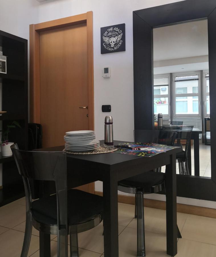 Loft Ristrutturato Vicino M4 Argonne - San Benigno * Milán